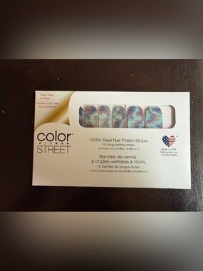 Color Street Chrome It Down Nail Polish Strips